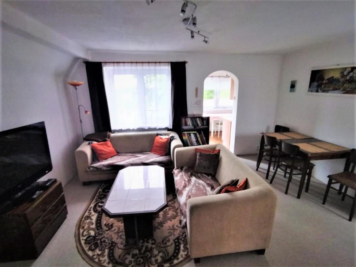 Apartman Se Zahradou Крнов Экстерьер фото